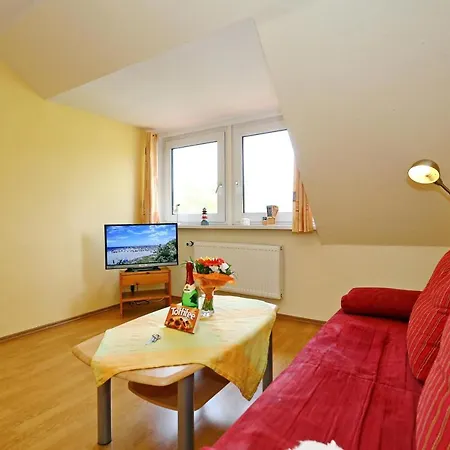 Waldstrasse 9 04 *